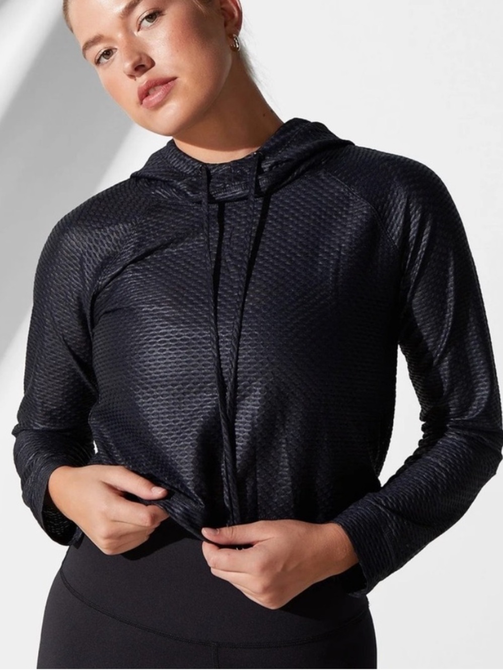 WORN ONCE Noli Liquid Mesh Icon Hoodie -Black Gloss, size S